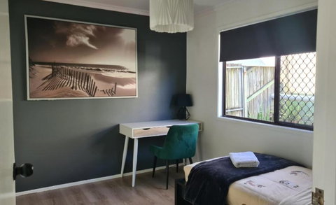 Holiday Home With Fantastic Location - Accommodation Brisbane 2