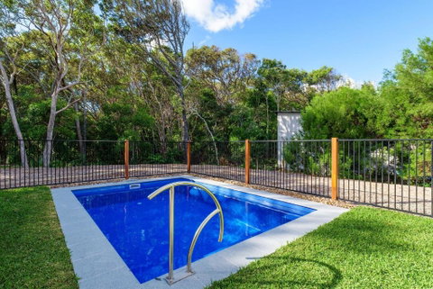 Ibis 9 House - Accommodation Brisbane 2