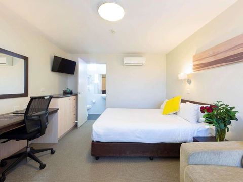 Ibis Styles Canberra Tall Trees - Accommodation Brisbane 0