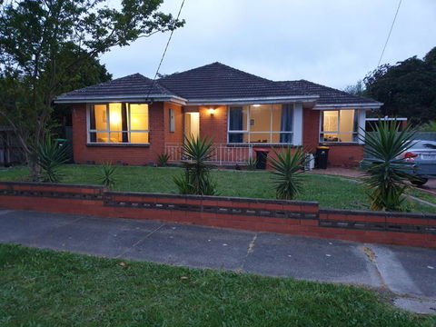 Homestay Near Dandenong Plaza - Accommodation Brisbane 0