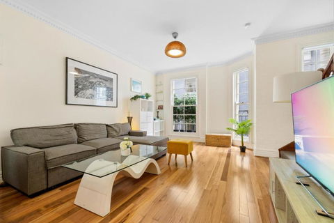 Ideally Located 3 BR With Parking & Central & Darling Harbour-10 Mins Walk - Accommodation Brisbane 2