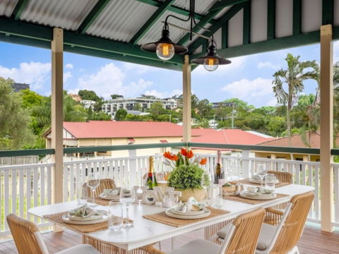 Inner City 6BR Family Friendly House Highgate Hill - Accommodation Brisbane 2