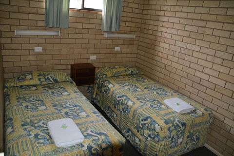 Adrian Motel - Accommodation Brisbane 1