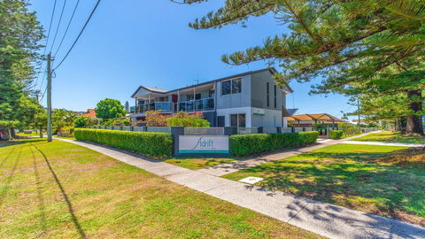 Adrift Apartments - Accommodation Brisbane 0