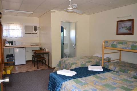 Affordable Gold City Motel - Accommodation Brisbane 2