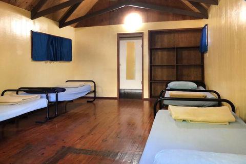 Airlie Beach Magnums - Accommodation Brisbane 2