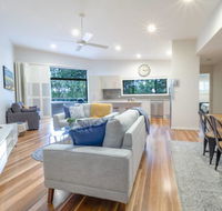 Ait Shona - Happy Place. Apt 10 Haven on the Park - Accommodation Brisbane