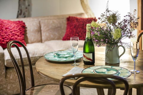 AL RU Farm - Accommodation Brisbane 2