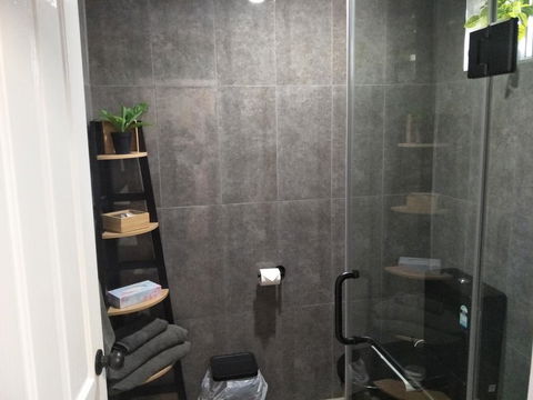 Alabaster Motor Inn - Accommodation Brisbane 3