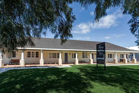 Albany Holiday Units - Accommodation Brisbane 0