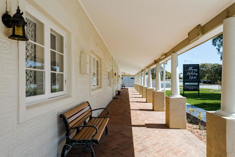 Albany Holiday Units - Accommodation Brisbane 2