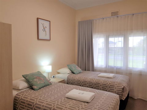 Albany Holiday Units - Accommodation Brisbane 3