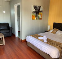Albion Hotel - Motel Finley - Accommodation Brisbane