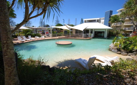 Alex Beach Resort Unit 305 - Accommodation Brisbane 0