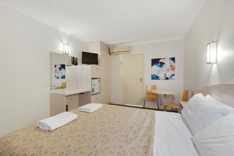 Alexander Motor Inn And Apartments - Accommodation Brisbane 3