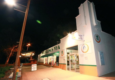 Alice Springs YHA - Accommodation Brisbane 0