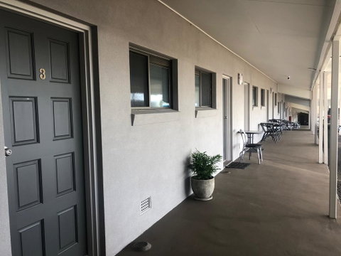 Allan Cunningham Motel - Accommodation Brisbane 3