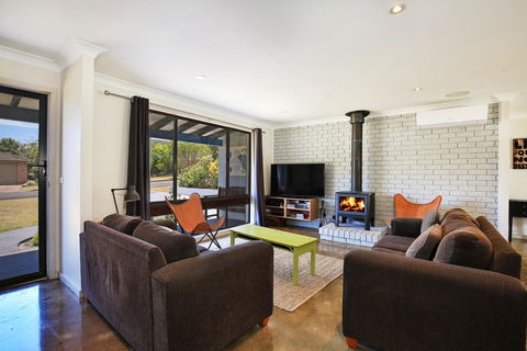 Aloha - Pet & Family Friendly - 10 Min Walk To Beach - Accommodation Brisbane 2