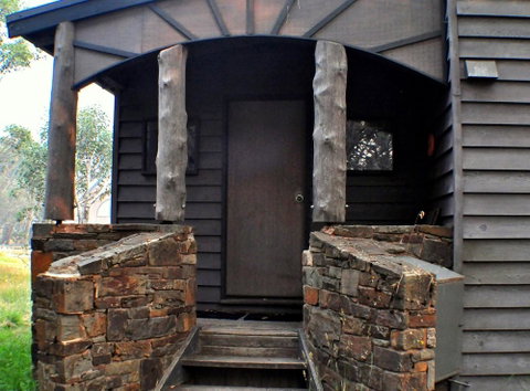 Alpine Interlude - Accommodation Brisbane 0