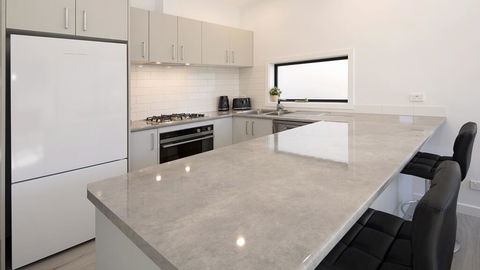 Alpine Lake Retreat - Accommodation Brisbane 2