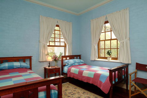 Amanda's Cottage 1899 - Accommodation Brisbane 3