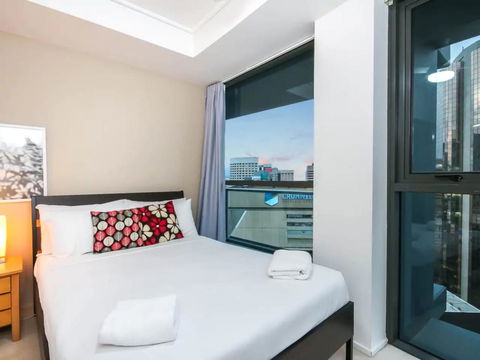 Amazing Brisbane CBD 2 Bedroom Apartment With River Views - Accommodation Brisbane 3
