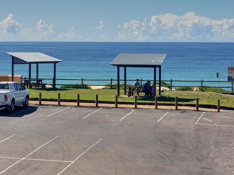 Amazing Ocean Views - Accommodation Brisbane 0