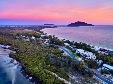 Amazing Ocean Views - Accommodation Brisbane 1