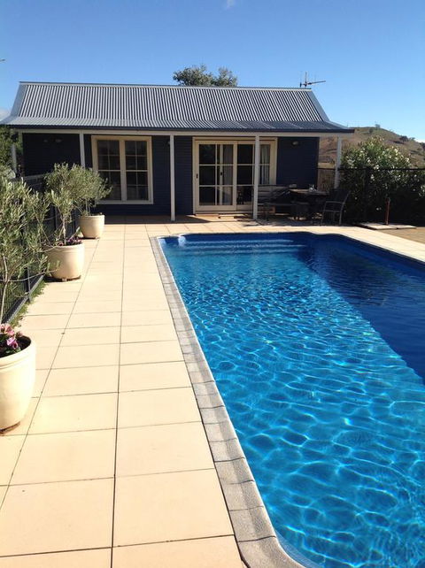 Amazing Views Pet Friendly Bed And Breakfast - Accommodation Brisbane 0