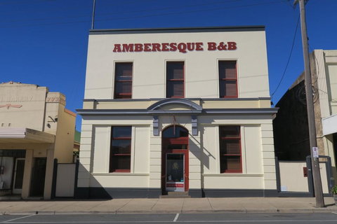 Amberesque B&B - Accommodation Brisbane 0
