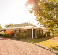 Among the Vines - Accommodation Brisbane