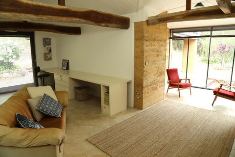 Anagama House & Studio - Accommodation Brisbane 1