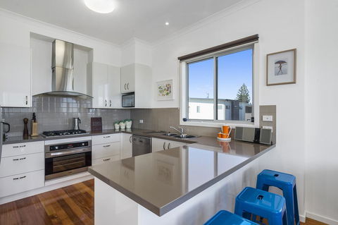 Anchorage - Accommodation Brisbane 2