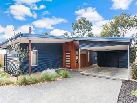 ANGLE BY THE SEA - Anglesea - Accommodation Brisbane 0