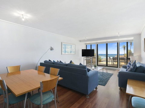 APARTMENT 11 PACIFIC APARTMENTS - Accommodation Brisbane 1