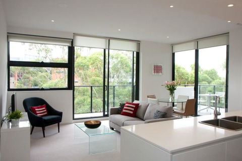 Apartment Saunders Close MP001 - Accommodation Brisbane 1