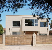 Arabella on West - Accommodation Brisbane