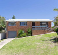 Argyle Cottage' 41 Argyle Avenue - great family home for holidays - Accommodation Brisbane