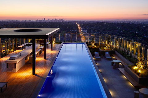Art Series - The Chen - Accommodation Brisbane 0