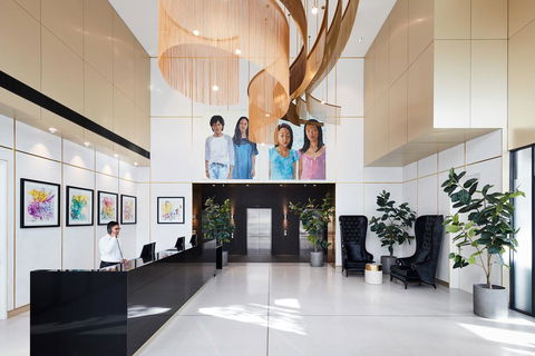 Art Series - The Chen - Accommodation Brisbane 1