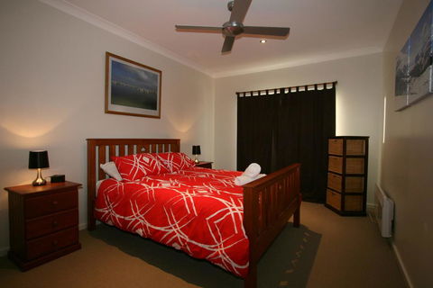 Aspect 1/8a Poly Cow Lane - Accommodation Brisbane 2