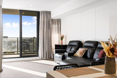 Magnolia - The Cityscape Oasis - Accommodation Brisbane 0
