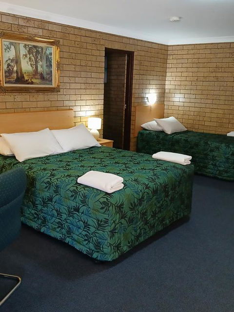 Macintyre Motor Inn - Accommodation Brisbane 1