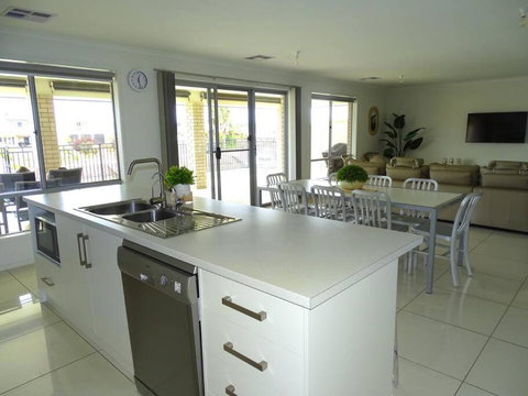 Marina Belle - Accommodation Brisbane 1