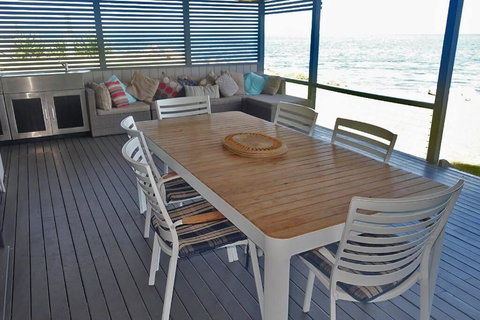 MILLERS COTTAGE - Accommodation Brisbane 3