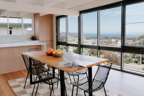 Modern Home Overlooking River - Accommodation Brisbane 0