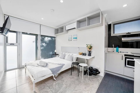 Modern Self-contained Studio At Crows Nest - Accommodation Brisbane 2