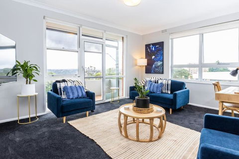 Mosman Views, 2bed, Parking, 15min Walk To Beach - Accommodation Brisbane 0