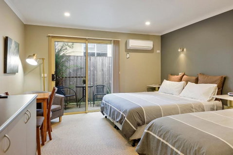 Motel Strahan - Accommodation Brisbane 2
