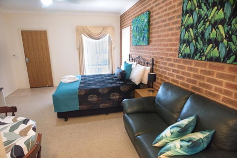 Motel Views Yackandandah - Accommodation Brisbane 3